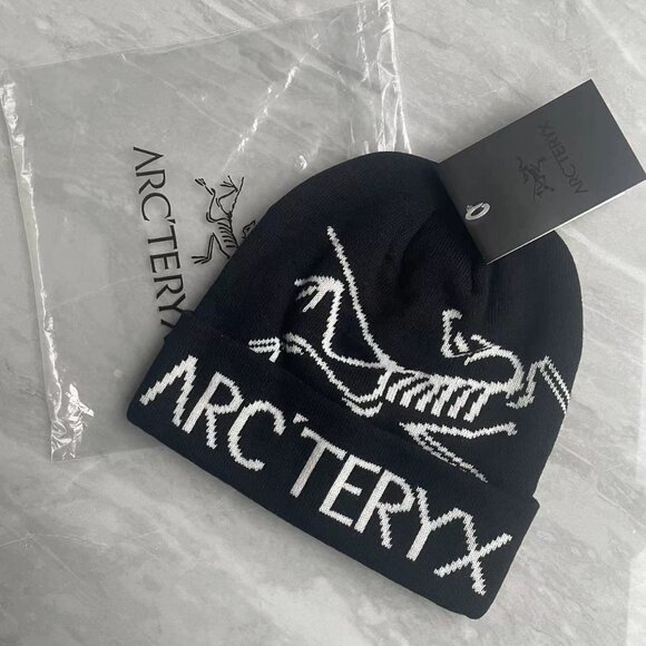 Arc'teryx Black and White Knit Beanie - Picture 1 of 5